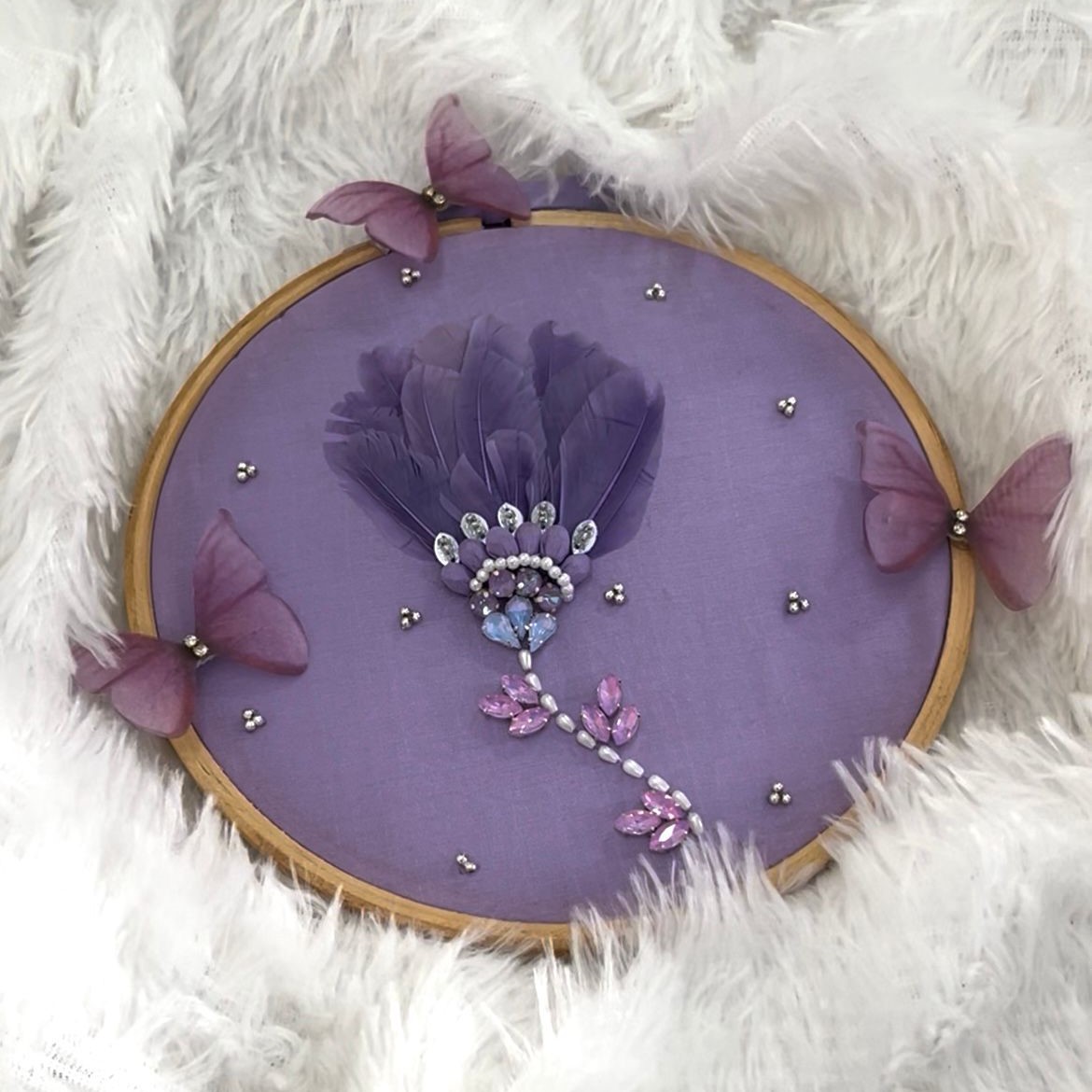 Modern Embroidery – Flower Making